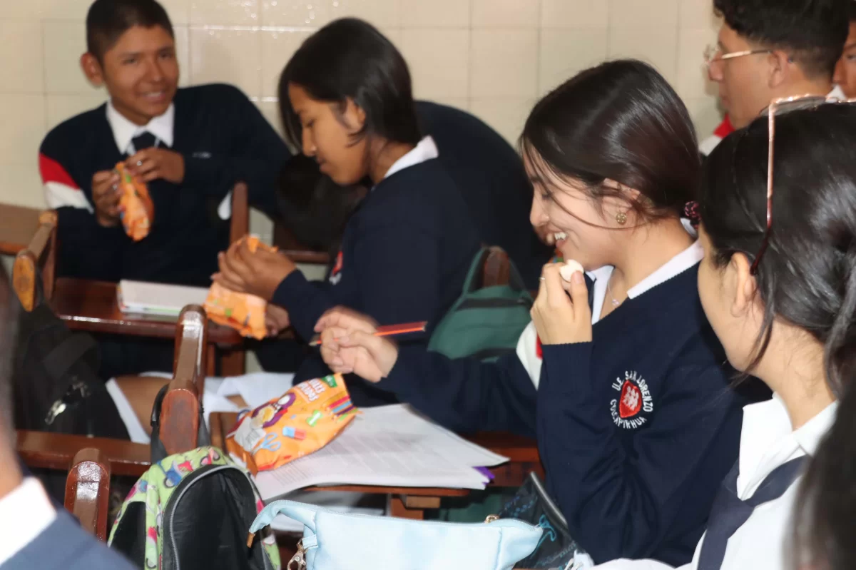 DISTRIBUCIÓN DEL DESAYUNO ESCOLAR DESDE EL PRIMER DÍA DE CLASES EN COLCAPIRHUA