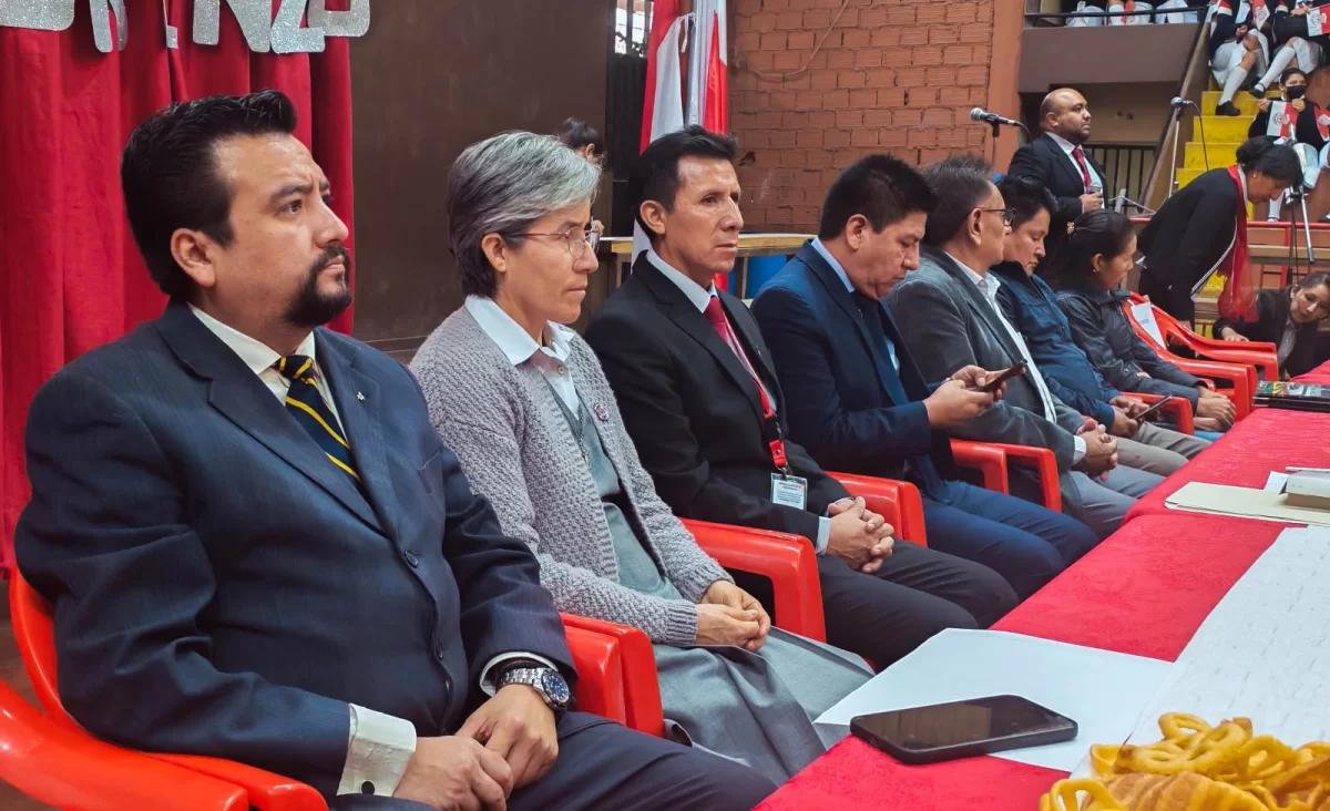 UNIDAD EDUCATIVA SAN LORENZO DE COLCAPIRHUA CELEBRA SUS  55 AÑOS DE TRAYECTORIA AL SERVICIO DE LA EDUACIÓN